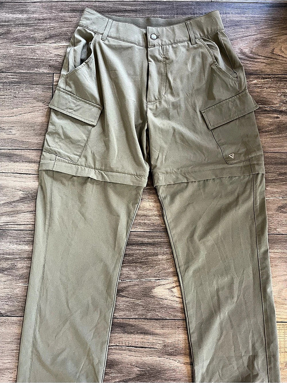 LIV Outdoor women’s  Green Convertible Cargo Pants